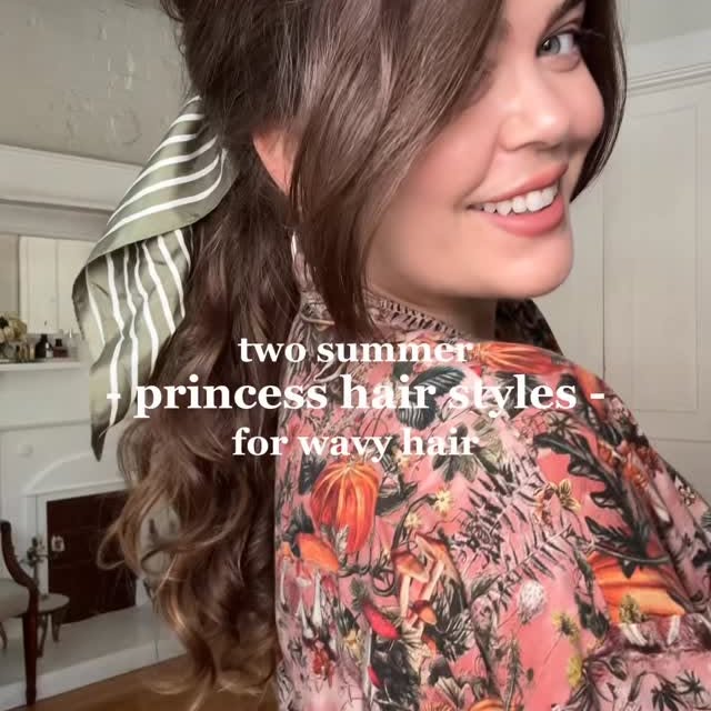 two super simple, easy hair styles ft. my go-to @prose products 💛✨

I love these styles because they leave my waves looking great even *after* taking them back out.

#prosepartner #easyhairstyles #wavyhairstyle #2ahair #2bhair #wavyhairroutine
