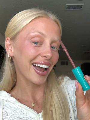 @jacque♡ secret for making her blonde lashes pop👀 Our Liquid Lash Extensions™ Tubing Mascara in shade Elena (Berry Brown), the viral shade with a 4,000+ person waitlist, is officially BACK and ready to ship in time for the holidays🤎✨